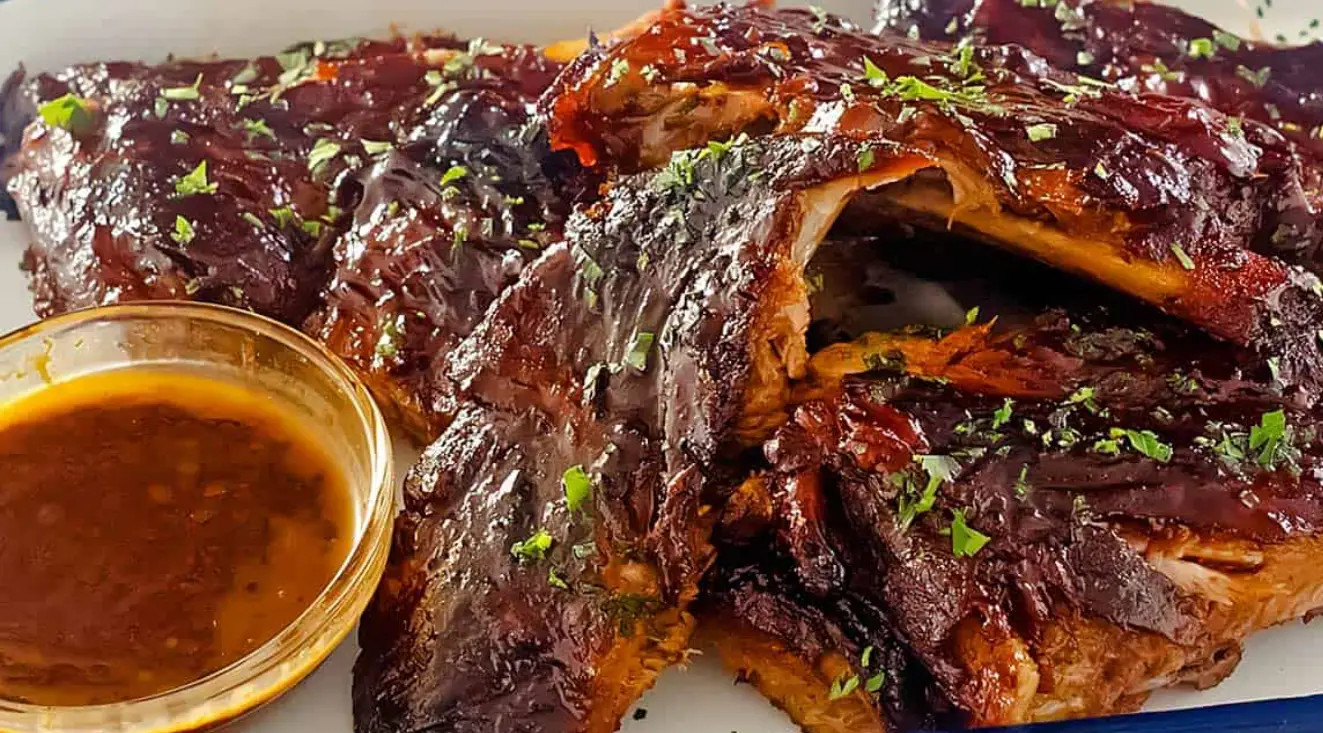 Tender And Flavorful Slow Cooker Barbequed Beef Ribs Recipe Delic Recipes