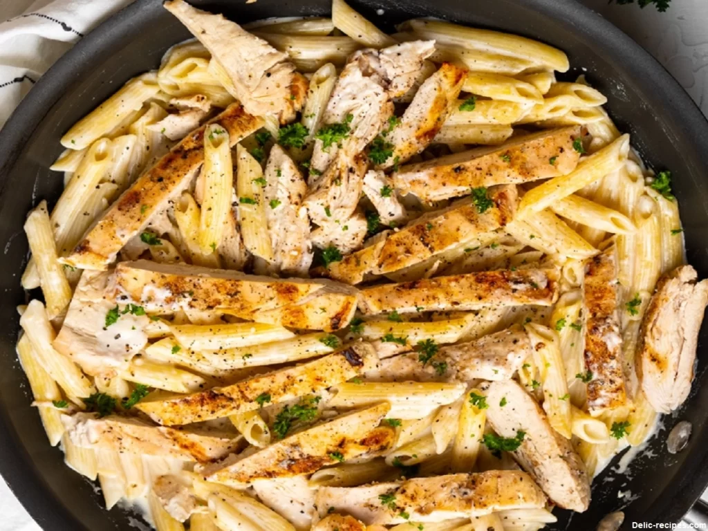 How to Make Garlic Parmesan Chicken Pasta