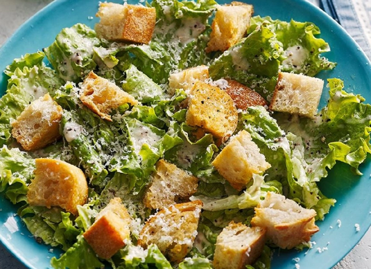 Is-Caesar-Salad-Healthy